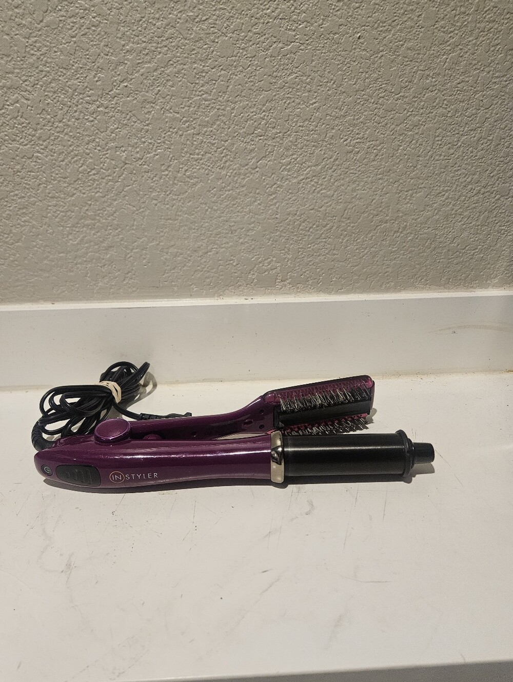Instyler Rotating Hot Iron Hair Straightener 1.25" Purple IS2.2-1001 Working